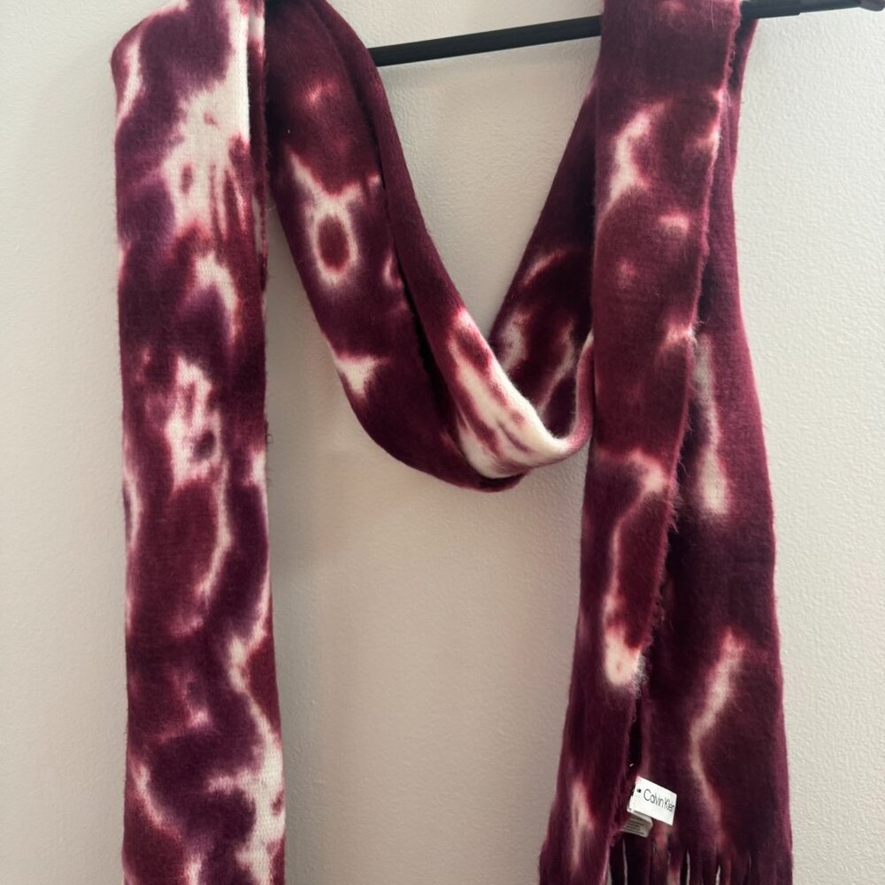 Calvin Klein Rosewood Tonal Tie-dyed Scarf